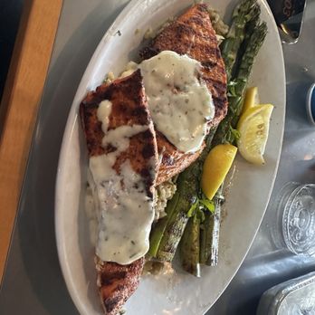 California Fish Grill - Salmon garlic sauce, asparagus - Seafood Near Me - Cerritos, California