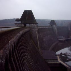 Sperrmauer