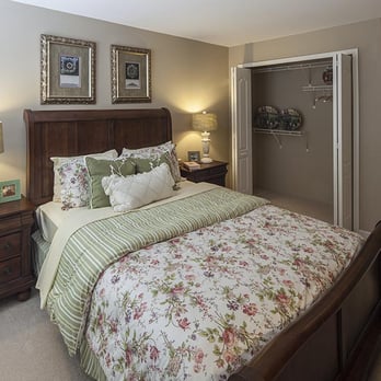 Waltonwood - Cherry Hill - Retirement Homes Near Me - Canton, Michigan