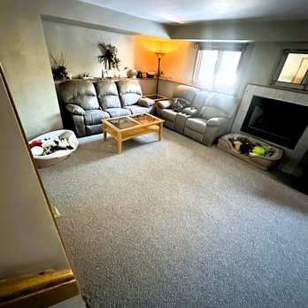 Strictly Carpet & Flooring - Plush Carpet Install. Dreamweaver - Lucky Penny III - Flaxen - Carpet Installation Near Me - Oswego, Illinois