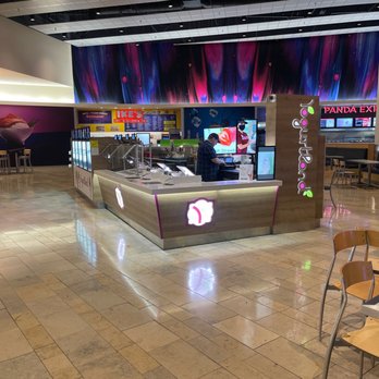 Yogurtland - Larry the Hardest worker I've ever met. - Ice Cream & Frozen Yogurt Near Me - Las Vegas, Nevada