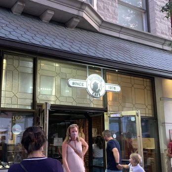 Uptown Cafe - Breakfast & Brunch Near Me - Bloomington, Indiana