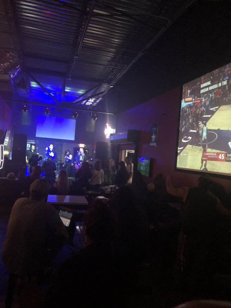 Black Clover Pub Irish Pub 3030 Thousand Oaks, San Antonio, TX