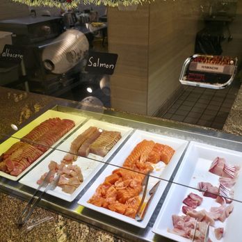 100s Seafood Grill Buffet - Sashimi - Buffets Near Me - San Diego, California