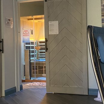 Life Clinic - Infrared Sauna - Chiropractors Near Me - Las Vegas, Nevada