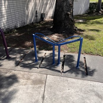El Dorado Neighborhood Library - Bike lock area - Libraries Near Me - Long Beach, California El Dorado Neighborhood Library - Bike lock area - Libraries Near Me - Long Beach, California