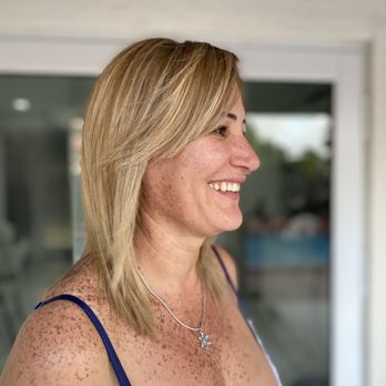 Anamile Style - Highlights - Hair Stylists Near Me Anamile Style - Highlights - Hair Stylists Near Me