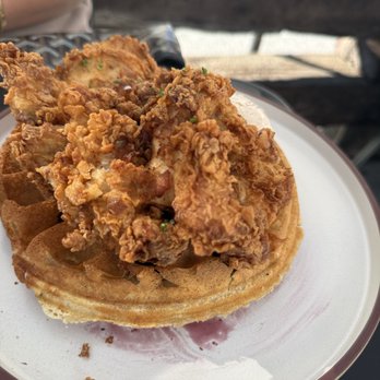 Zuzu’s Petals - Chicken n waffles - Breakfast & Brunch Near Me - Long Beach, California