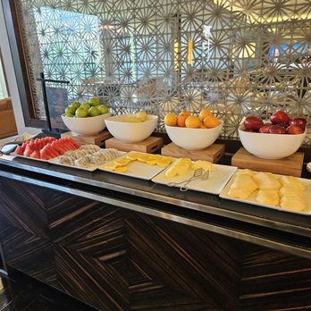 Manila Marriott Hotel - Lounge - Hotels Near Me - Manila, NCR Manila Marriott Hotel - Lounge - Hotels Near Me - Manila, NCR