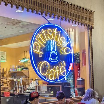 Pittsfield Cafe - Breakfast & Brunch Near Me - Chicago, Illinois Pittsfield Cafe - Breakfast & Brunch Near Me - Chicago, Illinois
