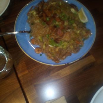 Avenida Restaurant - Bihon - Filipino Near Me - San Mateo, California
