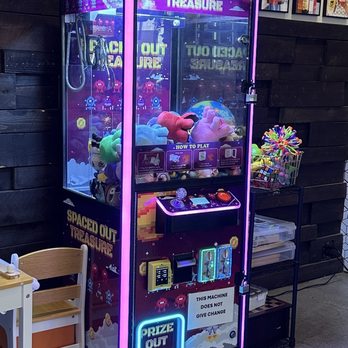 Boba Box - Claw machine - Coffee & Tea Near Me - Monrovia, California