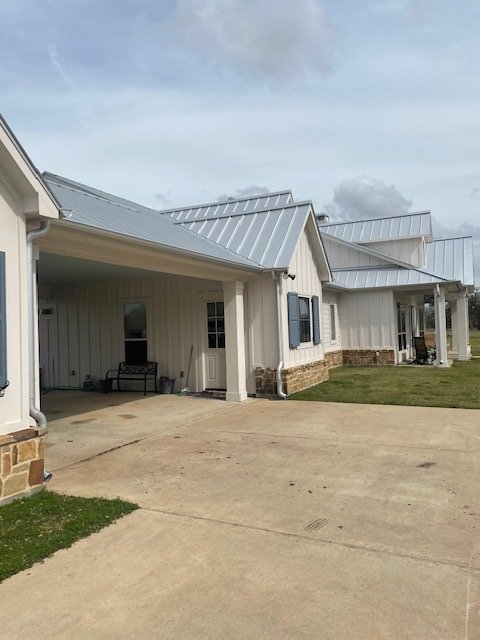 Slide of Precision Seamless Gutters 