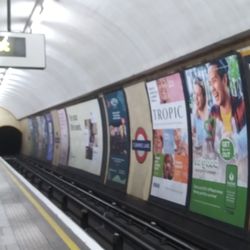 Turnpike Lane Station - Platform