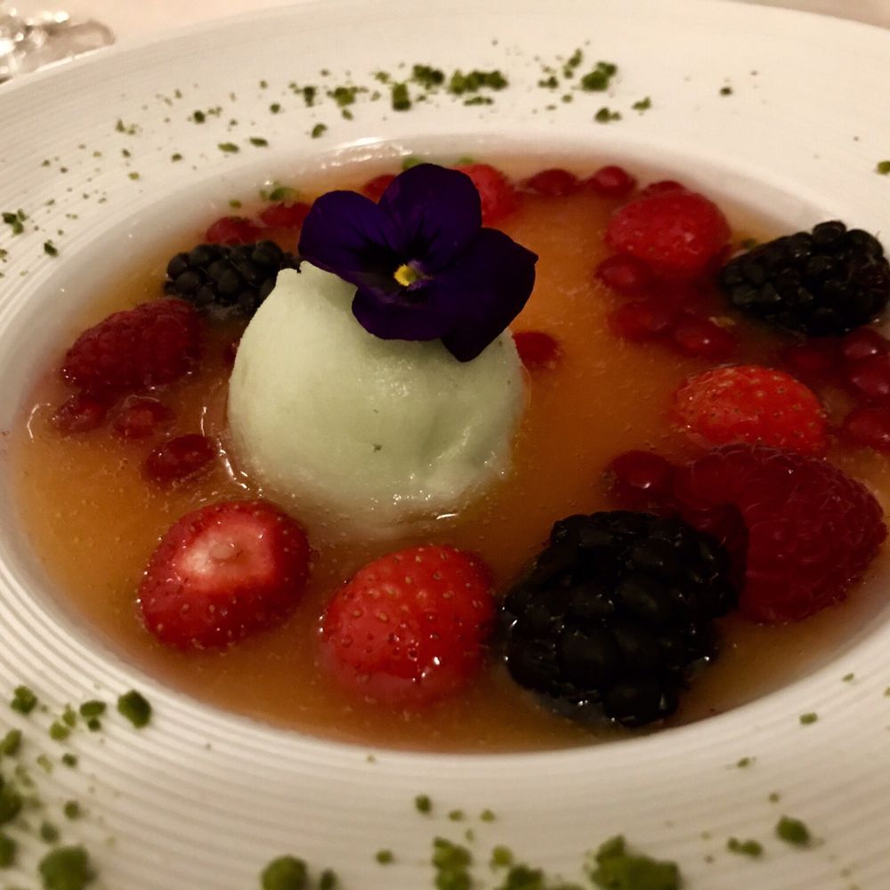 L'art de Vivre - Melon soup with mint sorbet - Restaurants Near Me - Spa, WLG