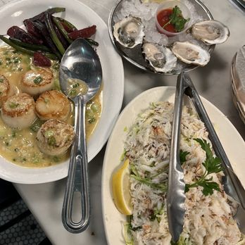 Sotto Mare - Scallop Sauté and Crab Louis Salad - Seafood Near Me - San Francisco, California Sotto Mare - Scallop Sauté and Crab Louis Salad - Seafood Near Me - San Francisco, California