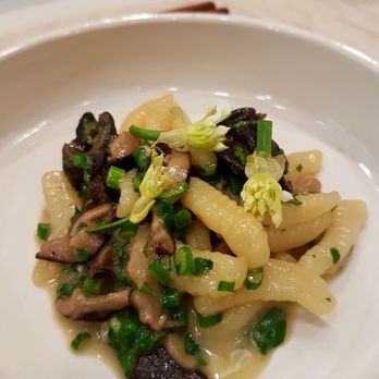 PAI Honolulu - Escargot ragout with shiitake and garlic chives (chef's tasting menu) - New American Near Me - Honolulu, Hawaii