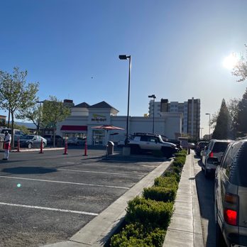 In-N-Out Burger - Packed! - Burgers Near Me - Sparks, Nevada