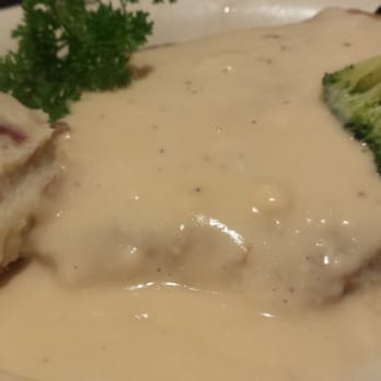 Anna Miller's - Chicken Fried Steak - Bakeries Near Me - Aiea, Hawaii