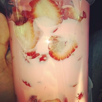 Natural - Fresas con crema - Sandwiches Near Me - Anaheim, California Natural - Fresas con crema - Sandwiches Near Me - Anaheim, California