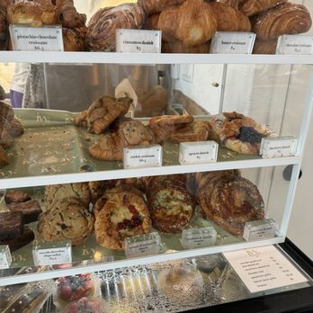 ivy. Coffee Shop - Pastry options - Coffee & Tea Near Me - Toronto, Ontario