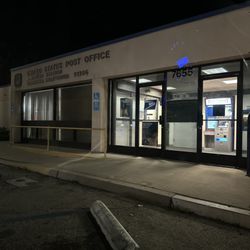 US Post Office - Outside