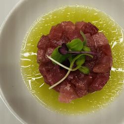 La Fata Ignorante - Tuna crudo with lime marinated pineapple and green apple extract