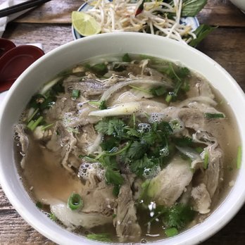 Hanoi 3 Seasons - Well-done beef pho - Vietnamese Near Me - Toronto, Ontario