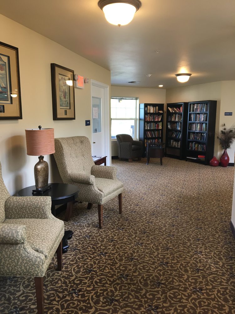 PRESTIGE SENIOR LIVING WEST HILLS Updated May 2024 29 Photos 5595