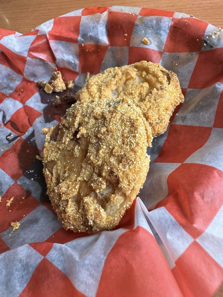 The Whistle Stop Logo