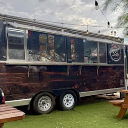 Sunset Sushi - Food truck.