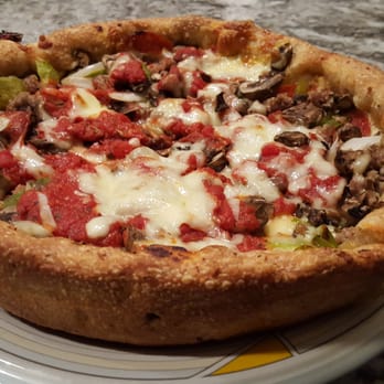 Star Pizza - Pizza Near Me - Houston, Texas