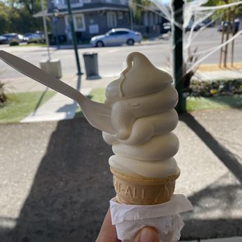 Meadowlark Dairy - Vanilla Ice Cream - Ice Cream & Frozen Yogurt Near Me - Pleasanton, California Meadowlark Dairy - Vanilla Ice Cream - Ice Cream & Frozen Yogurt Near Me - Pleasanton, California