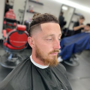 Dimenxion Barberia - Hair Salons Near Me - North Highlands, California Dimenxion Barberia - Hair Salons Near Me - North Highlands, California