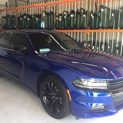 Excellent Low Price Auto Glass