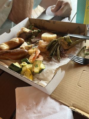 Ovations Restaurant by null