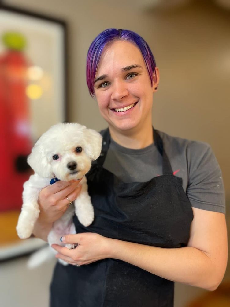 JACQULYNE’S PET GROOMING Updated June 2024 Request an Appointment