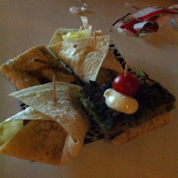 Kaña Makan - Tapas y montaditos a 1€ c/u - Middle Eastern Near Me - Valencia, V