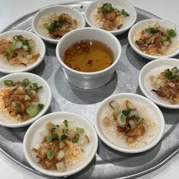 Steamed Rice Cake / Bánh Bèo Tôm / Bì
