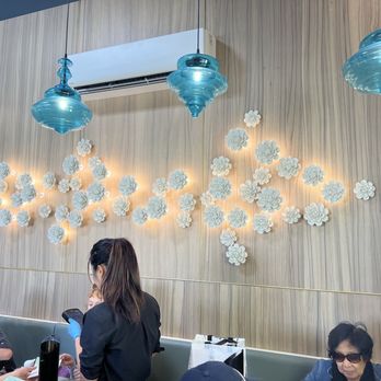 Supreme Dumplings - Bellevue - Inside - Shanghainese Near Me - Bellevue, Washington Supreme Dumplings - Bellevue - Inside - Shanghainese Near Me - Bellevue, Washington