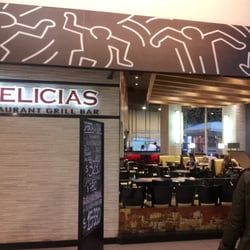 Delicias Restaurant - Facha Delicias Restaurant, ubicado en el Mall Tobalaba.