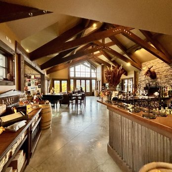 Silvara Cellars - Wine Tasting Room Near Me - Leavenworth, Washington Silvara Cellars - Wine Tasting Room Near Me - Leavenworth, Washington