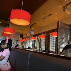 Houston Avenue Bar & Grill
