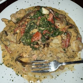 Cajun Queen - Salmon - Cajun/Creole Near Me - Charlotte, North Carolina