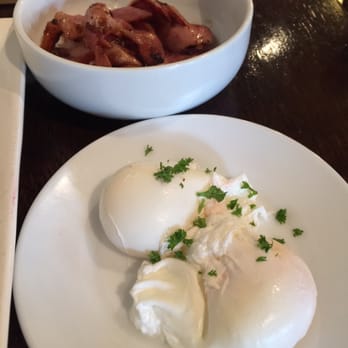 Relish Cafe - Eggs and bacon on the side - Coffee & Tea Near Me - Rotorua, BOP