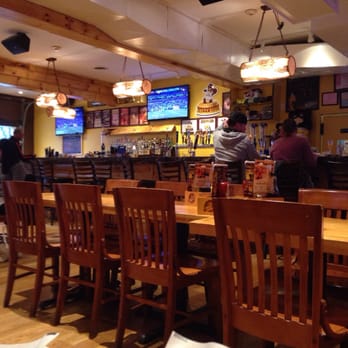 Thirsty Beaver - Adorable decor: logs cabin exterior, open floor plan, big bar! - Pubs Near Me - Cranston, Rhode Island Thirsty Beaver - Adorable decor: logs cabin exterior, open floor plan, big bar! - Pubs Near Me - Cranston, Rhode Island