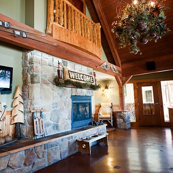 Ruffin'It Resort - Pet Sitting Near Me - Madison, Wisconsin