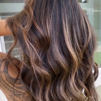 Nine Two Five Salon - Balayage - Hair Salons Near Me - Hayward, California