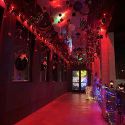 Queen Park Social - Entryway for Christmas