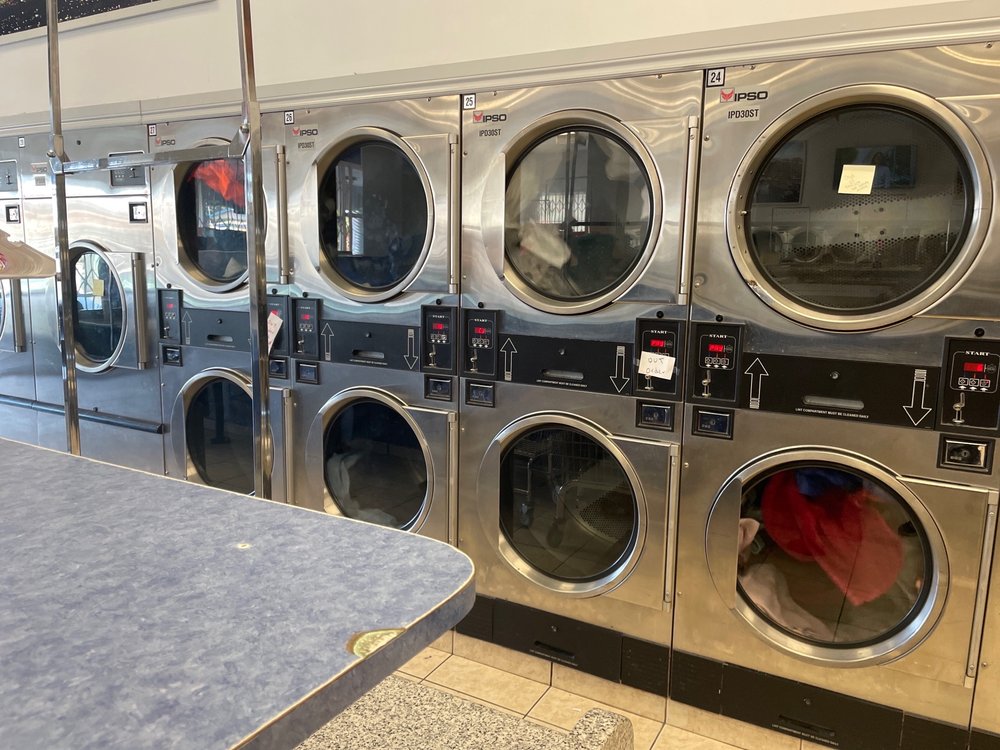 MAGIC WASH LAUNDROMAT 46 Photos & 66 Reviews 1120 S Decatur Blvd